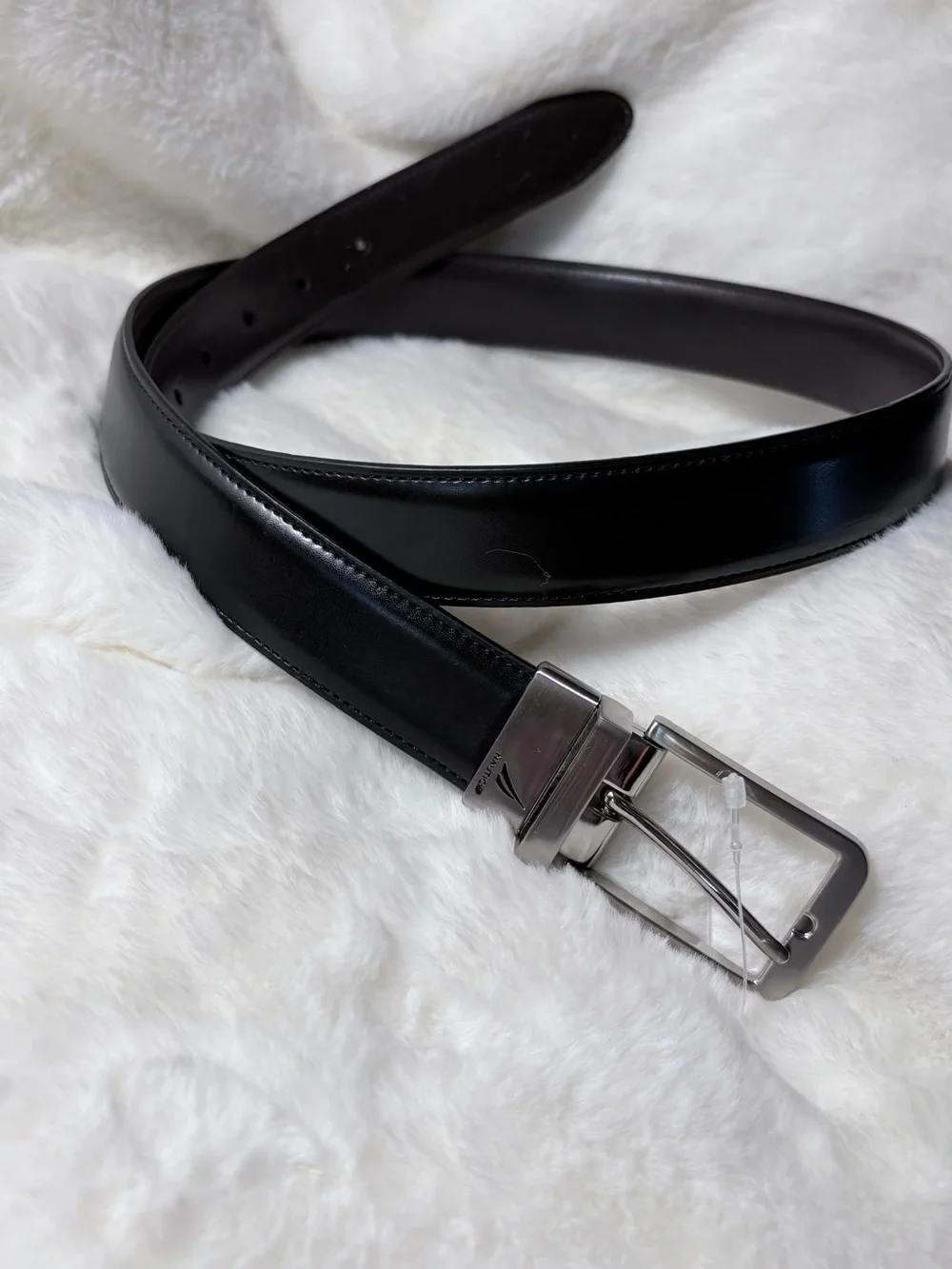 Nautica Black Leather Men’s Belt with Silver Buckle
